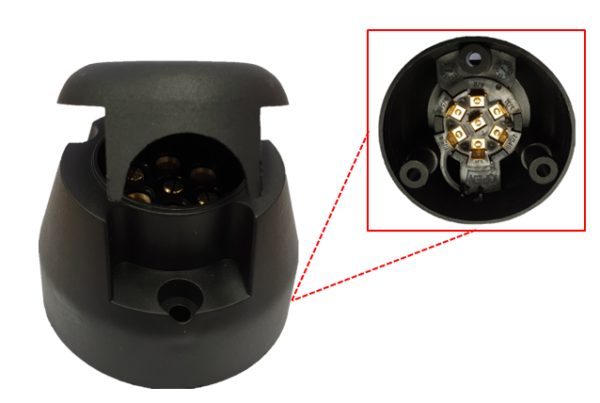Plastic 7Pin Socket
